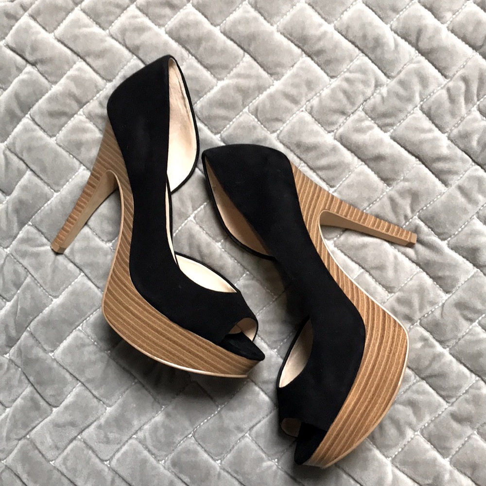 INC suede shoes on heels with open toes, size 9M